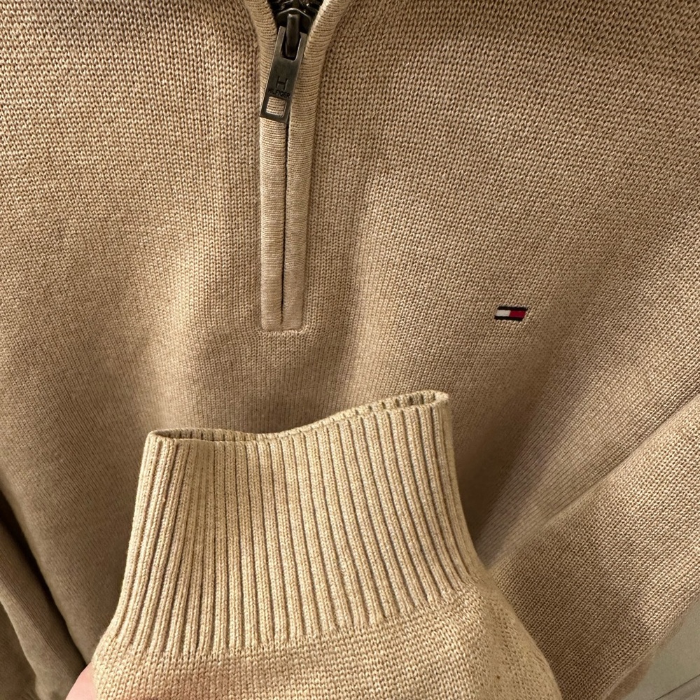 Vintage Tommy Hilfiger quarter zip pull over - Picture 3 of 4